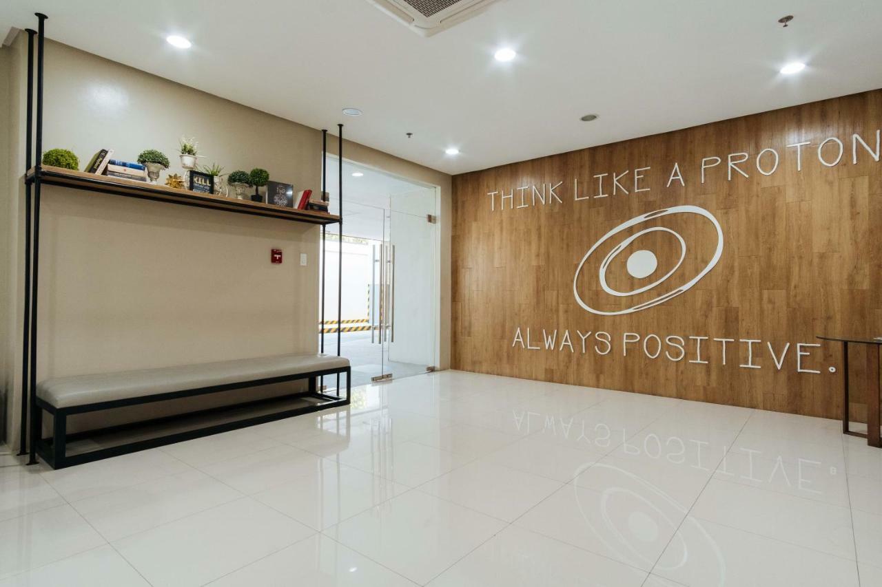 Reddoorz Premium @ Vista Heights Legarda Manila Exterior foto